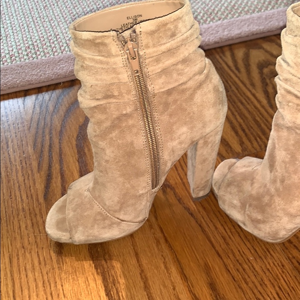 Open Toe booties - Picture 2 of 2